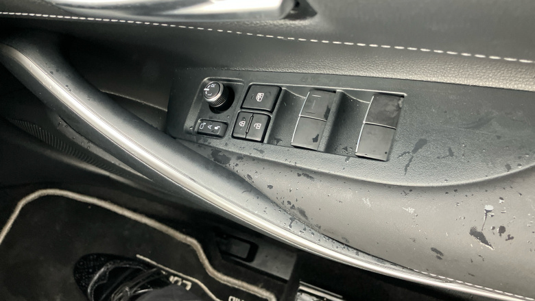 Toyota Corolla 1.8 Hybrid Design 5dr CVT Hybrid Hatchback